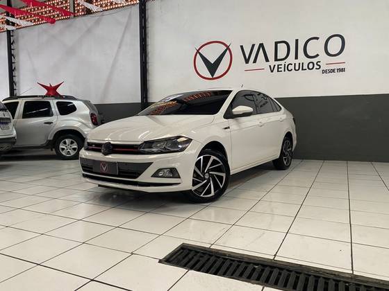 VOLKSWAGEN VIRTUS 1.0 200 TSI HIGHLINE AUTOMÁTICO